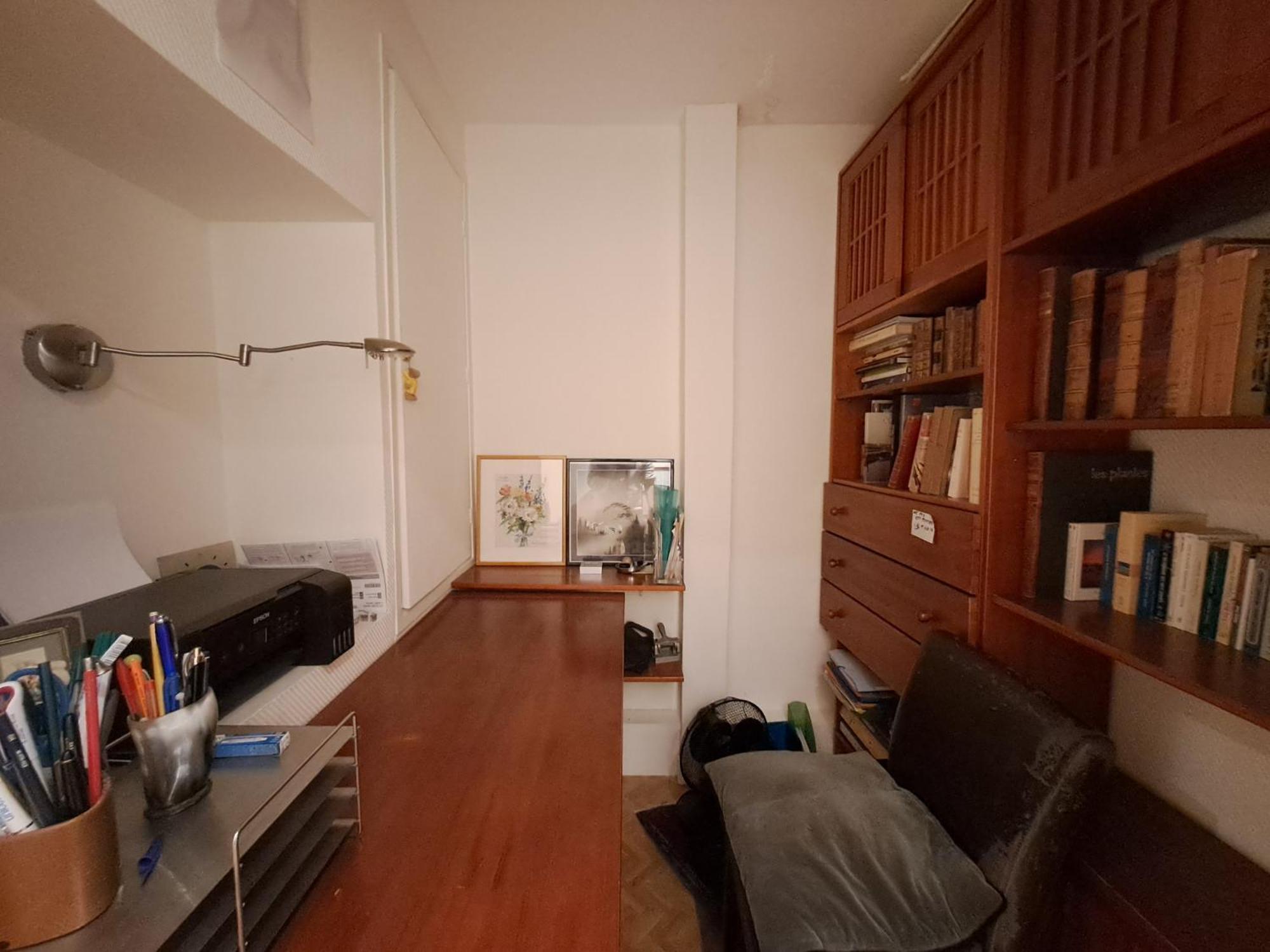 Salle - Ci - Avec Jardin - 6eme Appartement *